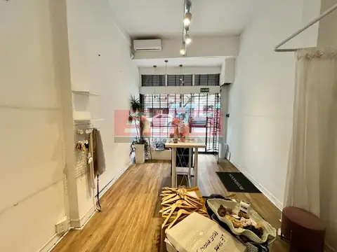 Local en Alquiler en Villa Urquiza, $ 2.000.000