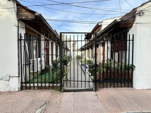 Depto Tipo Casa en Venta de 2 ambientes