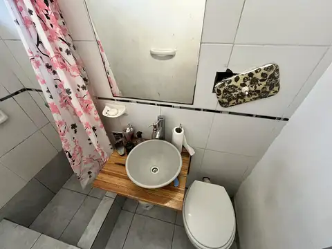 Depto Tipo Casa en Venta 40 años