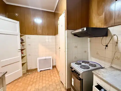 Departamento 7 ambientes con 2 baños