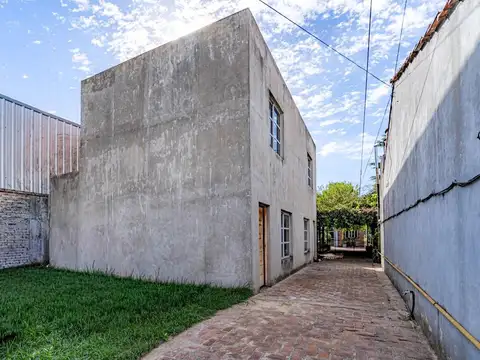 Casa en Venta en Temperley, USD 119.000