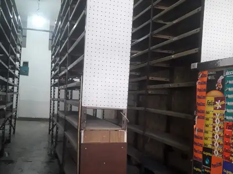 Local en Alquiler en Centro, $ 450.000