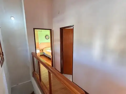 Casa de categoría en venta | 3 dormitorios, piscina y cochera | Casilda