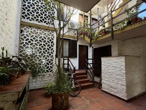 Av. del Libertador 3300, Piso 1