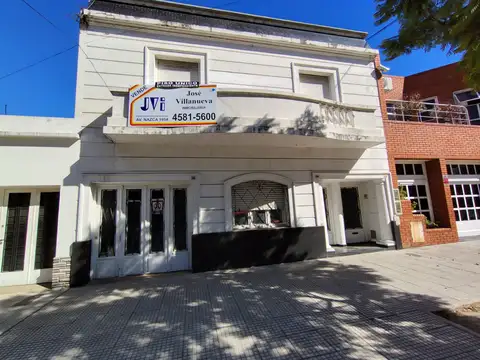 PISO UNICO ENTRADA INDEPENDIENTE – EXCELENTE ESTADO - MUY BUENOS DETALLES – SIN EXPENSAS - APTO CREDITO