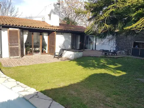 Chalet en 1 Planta con Pileta   Monoambiente Independiente | Boulogne, San Isidro