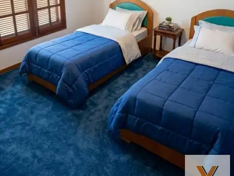 Casa en venta - 4 Dormitorios 1 Baño - Necochea