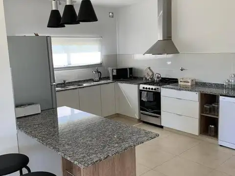 VENTA CASA COUNTRY EN VENTA EN HARAS DEL SUR lll