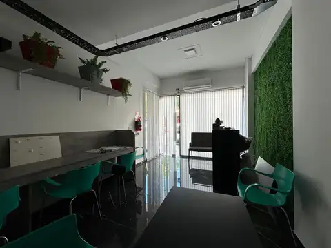 VENTA  LOCAL OFICINA EN VILLA LURO  MATADEROS