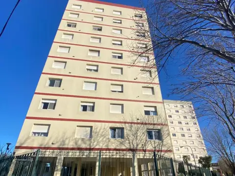 VENTA. DEPARTAMENTO 4 AMB. CON ESPACIO DE COCHERA. ALBERTI 6300, MAR DEL PLATA