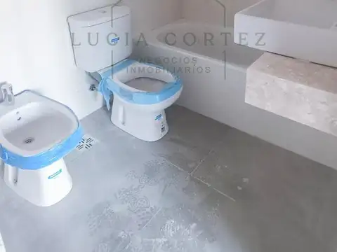 Departamento en Alquiler con 1 cochera