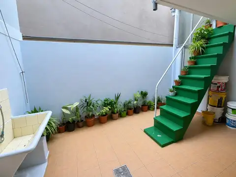 Depto Tipo Casa en Venta de 4 ambientes