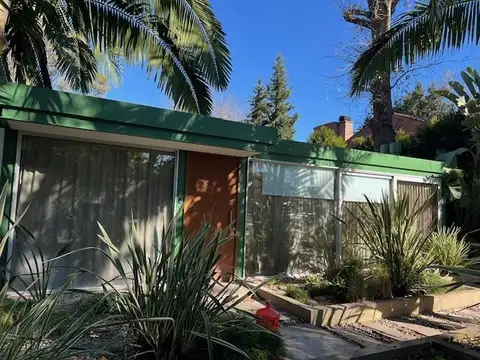 Casa 5 ambientes con 4 baños