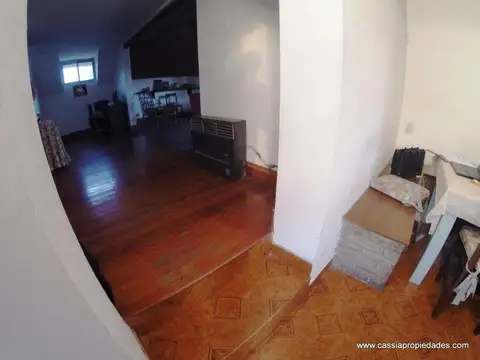 Depto Tipo Casa en Venta en Temperley, USD 110.000