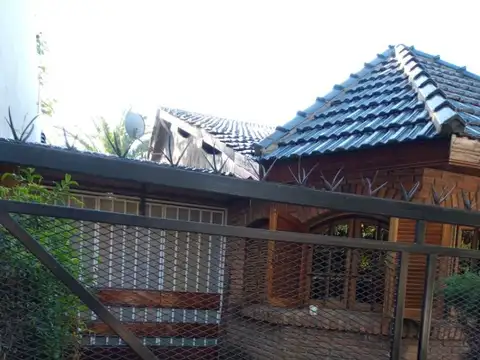 Casa - Venta - Argentina, BURZACO - PARRAVICINI 651