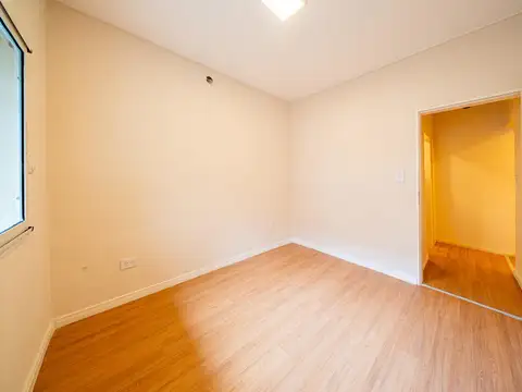 Depto Tipo Casa 4 ambientes con 2 baños