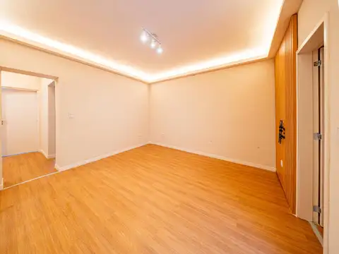 Depto Tipo Casa en Venta al Este