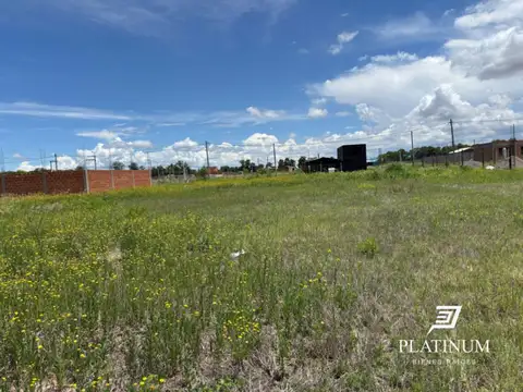 Terreno en Venta 10  mts Fondo