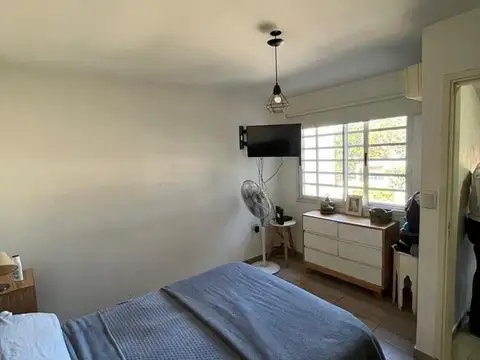 Depto Tipo Casa en Venta en Ezpeleta Este, USD 61.000