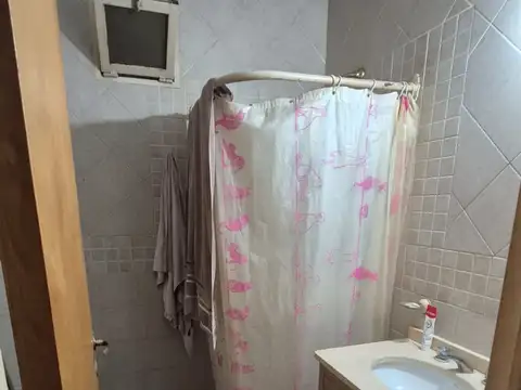 CASA EN VENTA BARRIO PETROLERO