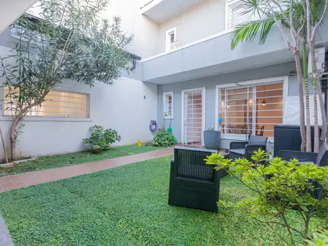 Venta casa 5 amb Liniers Jardin Cochera Estrenar
