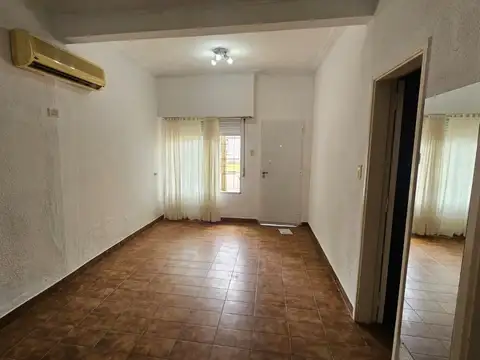 Casa en Alquiler de 1 dormitorio