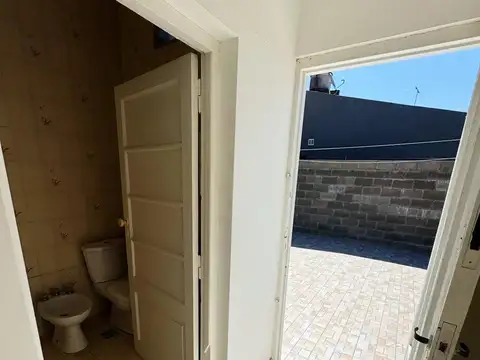 Casa tipo PH al frente a la venta en San Fernando