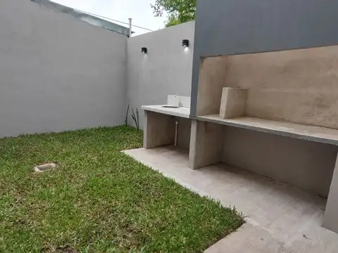 Dúplex venta, City bell. 3 dormitorios. A estrenar