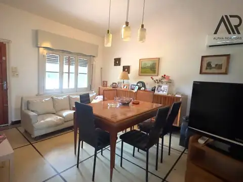 Casa en venta c/ cochera en Lezica