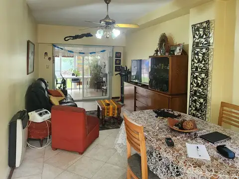 Departamento tipo Casa   Boedo   Gran Patio   Complejo de PH   3 Ambientes grande.