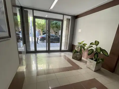 Oficina en Alquiler 49 años