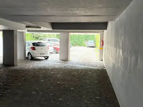 AV. FEDERICO LACROZE 3000