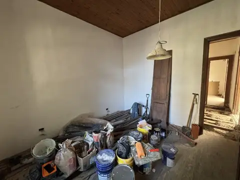 Casa 6 ambientes con 1 baño