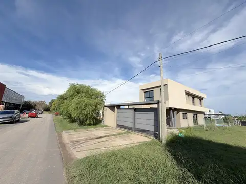 Casa en Alquiler de 4 dormitorios
