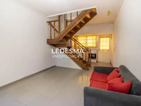 DUPLEX 3 AMBIENTES EN VENTA CON COCHERA   APTO CREDITO