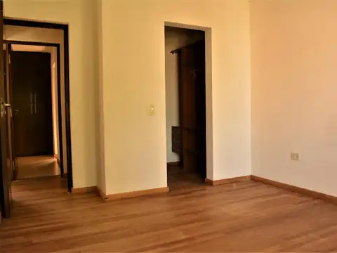 Casa en Venta en Lanusse, USD 129.000