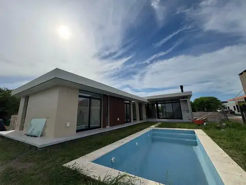 SAN RAMIRO uf 100