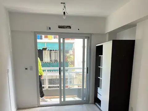 Departamento en Venta en Parque Centenario, USD 84.000
