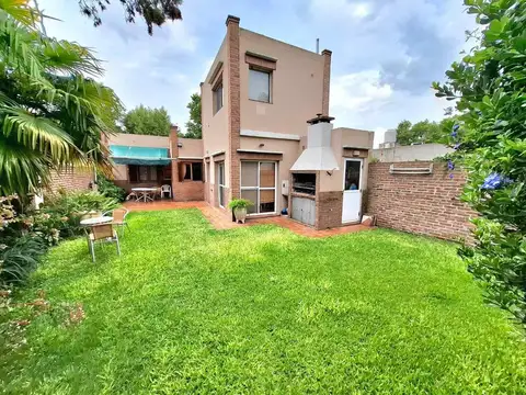 Juan José Paso 1300