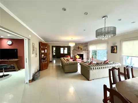 Casa en Alquiler en San Vicente, USD 2.000