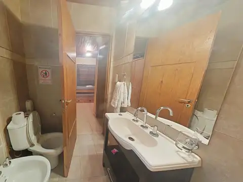 VENTA POSADA DE 8 HABITACIONES EN EL CENTRO DE CHACRAS DE CORIA CON TOUR VIRTUAL