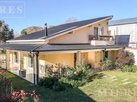 Casa en venta Los Aromos al 400 , Loma Verde