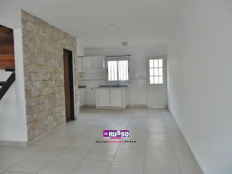 Departamento en Alquiler en San Justo, $ 700.000