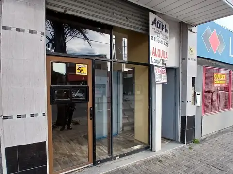 Excelente LOCAL en Berazategui Oeste