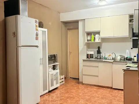 Casa en Alquiler con 1 cochera