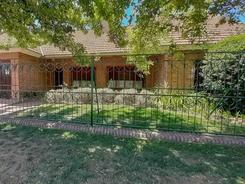 Casa De la Colina 387 - Villa Amalia