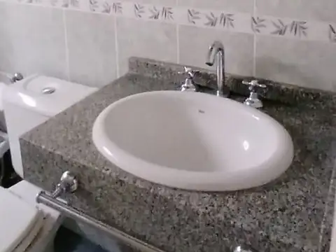 Casa 6 ambientes con 3 baños