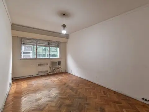 Esmeralda 700 , Piso 11