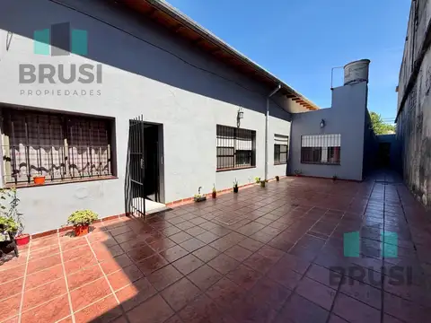 Depto Tipo Casa en Venta en Temperley, USD 165.000