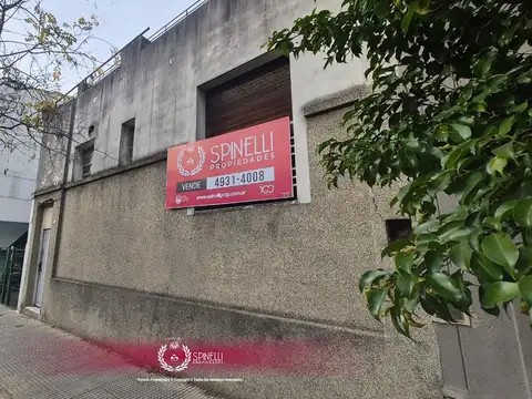 Terreno en Venta 8  mts Fondo